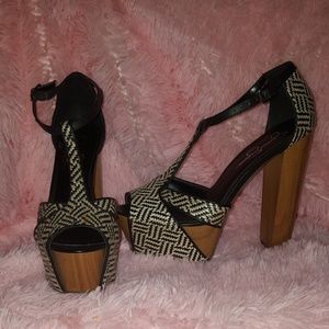 Jessica Simpson block heel